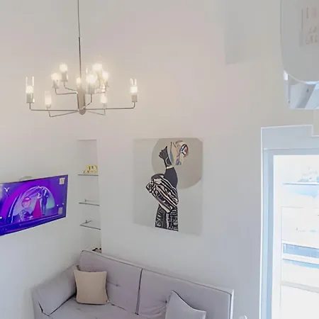 Altitude Haven Loft With Bay View Crypto Friendly Apartamento *